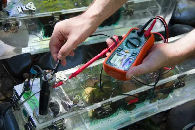 measuring primary productivity in incubation tanks